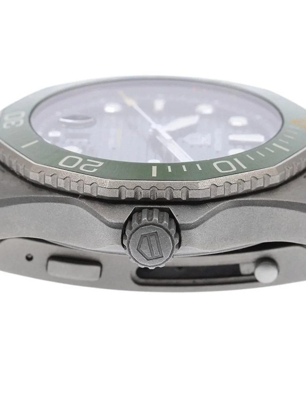 TAG HEUER Aquaracer Professional 300